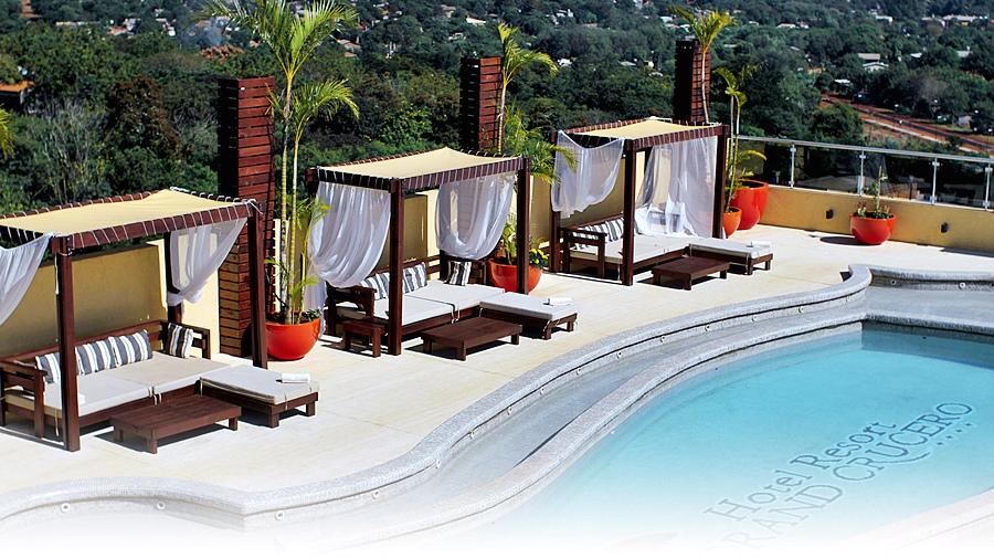 Grand Crucero Hotel Πουέρτο Ιγκουασού Εξωτερικό φωτογραφία