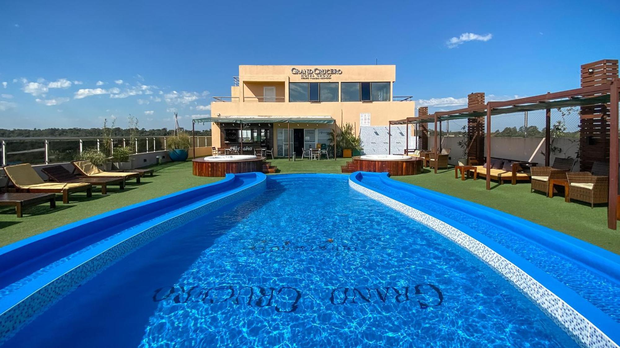 Grand Crucero Hotel Πουέρτο Ιγκουασού Εξωτερικό φωτογραφία